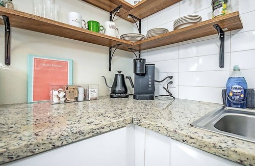 Nacogdoches Cottage | The Pine Cottage - Walking Distance to Campus
