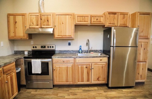 Reece City House | The Pine Crest Barndo