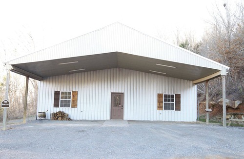 Reece City House | The Pine Crest Barndo