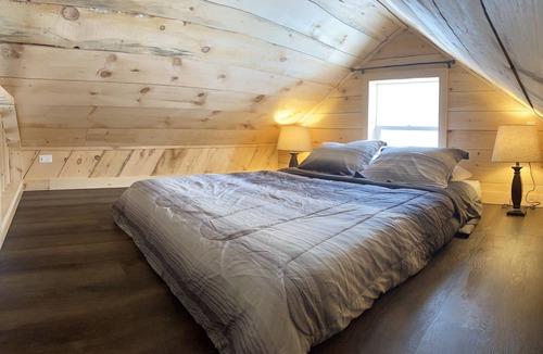 Amherst Cabin | The Pine Loft Cabin #19
