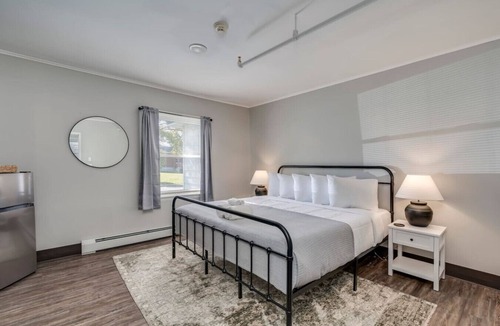 Watertown Bed & Breakfast | The Pine Street Inn - Room 7