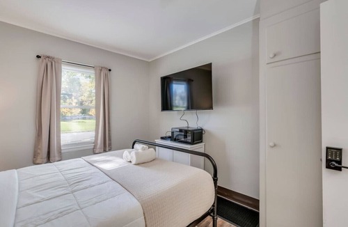 Watertown Bed & Breakfast | The Pine Street Inn - Room 5