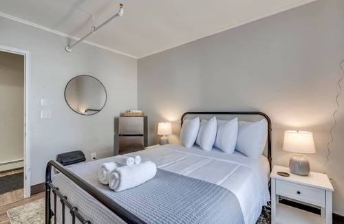 Watertown Bed & Breakfast | The Pine Street Inn - Room 4