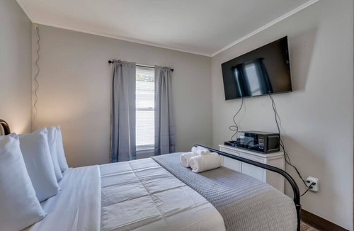 Watertown Bed & Breakfast | The Pine Street Inn - Room 4
