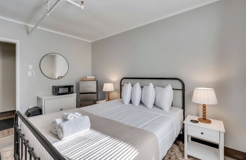 Watertown Bed & Breakfast | The Pine Street Inn - Room 1