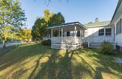 Watertown Hotel | The Pine Street Inn