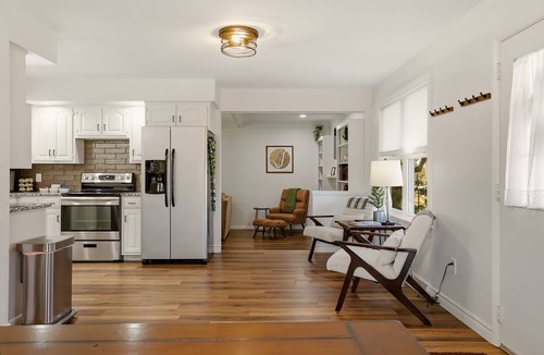 Birch Run Township House | The Pine Tree Haus - Frankenmuth