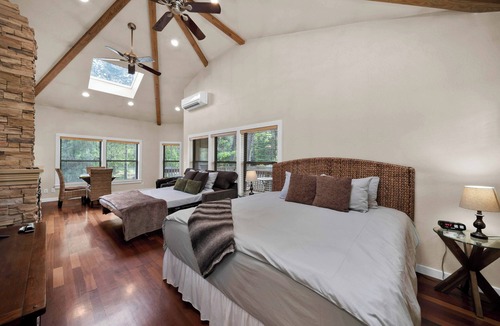 O'Brien Bed & Breakfast | The Pinecone Treehouse