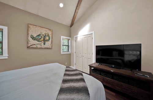 O'Brien Bed & Breakfast | The Pinecone Treehouse