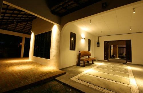 Tanjong Bidara House | The Pines Cottage