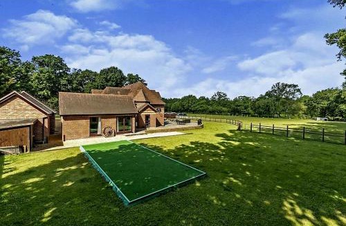 Ringwood House | The Pines