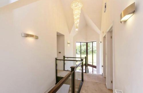 Ringwood House | The Pines