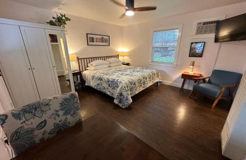 Grass Valley Hotel | The Pines Inn and Cottages