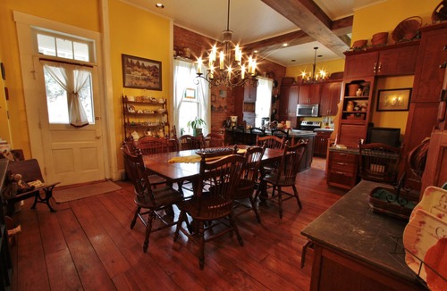 Dresden Bed & Breakfast | The Pines of Dresden B&B