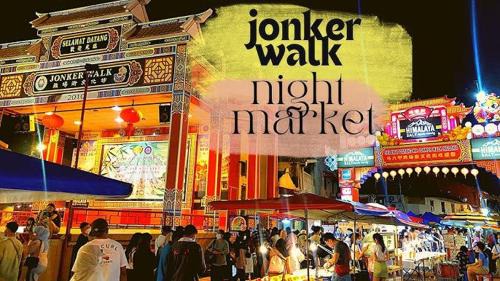 Tanjong Bidara Apartment | The Pines Poolside Suite