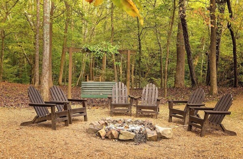 Benton Apartment | The Pines | Riverside Log Cabin on The Ocoee