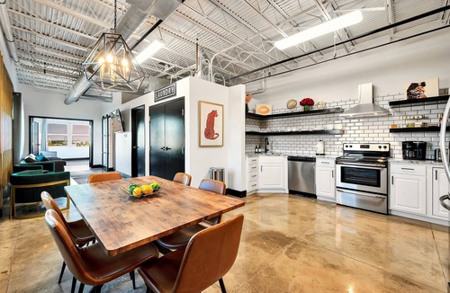 Brazos Condo | The Pink Cheetah, Luxury Condo in Downtown Waco