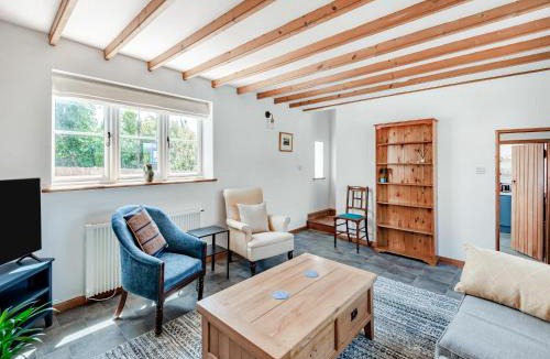 Cambridge House | The Pink Cottage