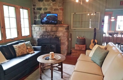 Bayfield Cottage | The Pink Cottage: Sunset Views