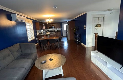 Terra Nova Apartment | The Pink Door Oasis