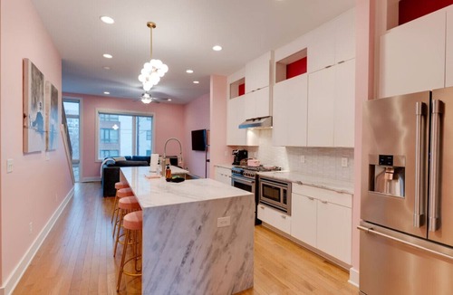 Edgehill Villa | The Pink Palace | Rooftop Deck | Bachelorette HQ