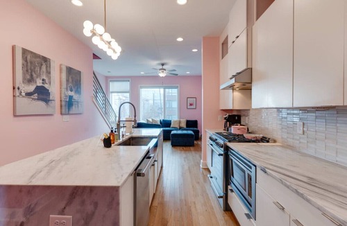 Edgehill Villa | The Pink Palace | Rooftop Deck | Bachelorette HQ