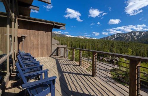Winter Park Ski Chalet | The Pinnacle