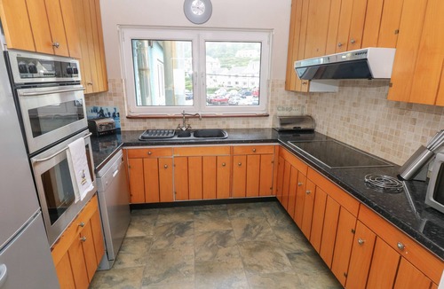 Amroth House | The Pirate