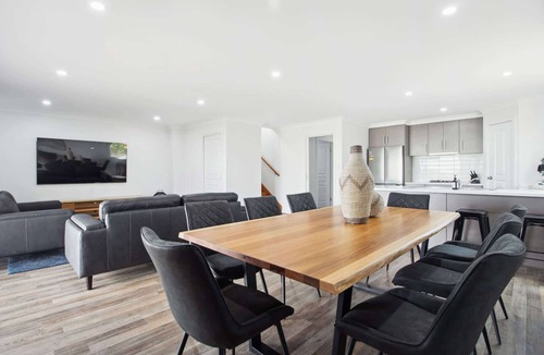 Seymour House | The Pit Stop Tailem Bend