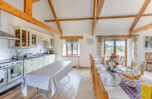 Tresmeer House | The Place 2B