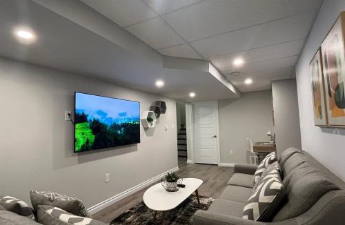 Fort Gary House | The Place