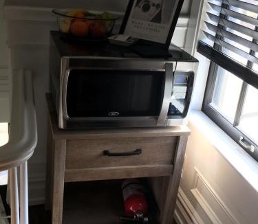 Plainfield Hotel | The Plainfield Inn