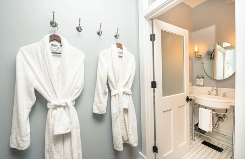 Plainfield House | The Plainfield Inn