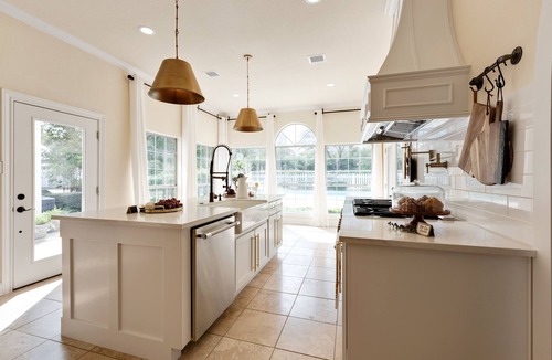 Pflugerville Bed & Breakfast | The Plantation House Boutique Inn