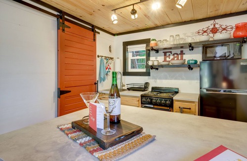 Sauk Centre Cottage | “The Playhouse In The Woods”