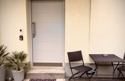 Rorschach Apartment | The playroom on Lake Constance - kitchen - office - dining area - lounge