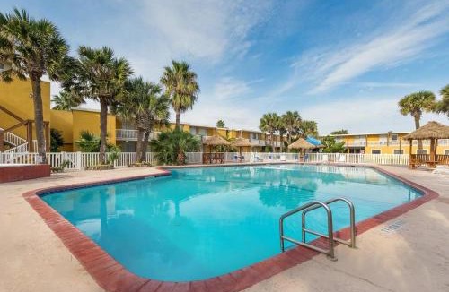 North Beach Hotel | The Plaza at North Beach Corpus Christi