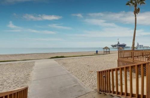 North Beach Hotel | The Plaza at North Beach Corpus Christi
