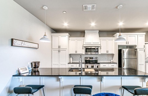 Corridor South Condo | The Plaza VIP Lodge 3 Bedroom Condo #H5