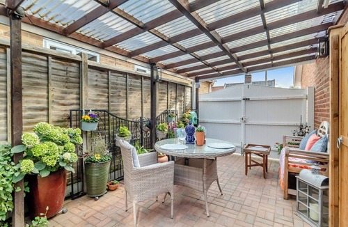 Bungay Cottage | The Pleasant Pheasant Mews