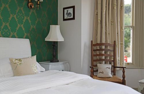 Capel Hotel | The Plough Inn