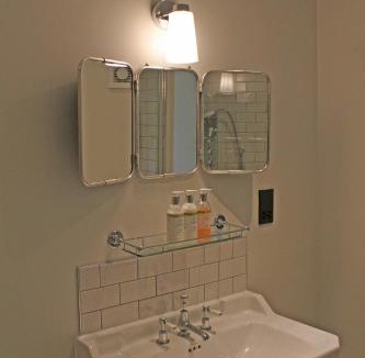 Kelmscott Hotel | The Plough Inn