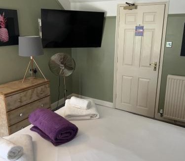 Marsham Hotel | The Plough Inn