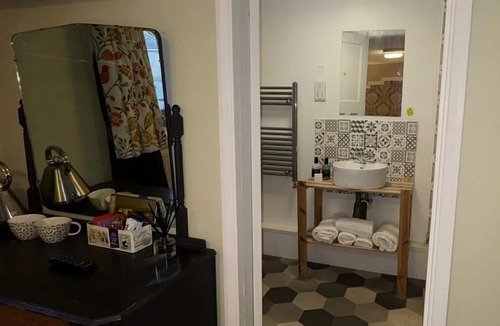 Portishead Hotel | The Poacher Portishead