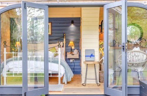 Severn Stoke House | The Pod - Riverside Retreat