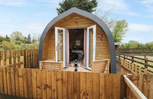 Bushton House | The Poddy