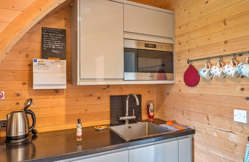 Shoscombe Ski Chalet | The Pods