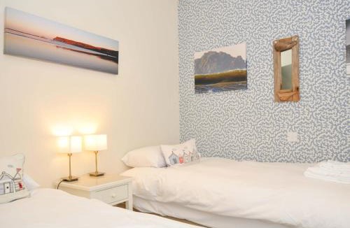 Polzeath House | The Point