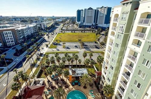 Florida Center Apartment | The Point Resort Orlando