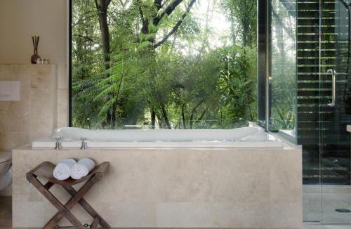 Acacia Bay Cabin | The Point Villas